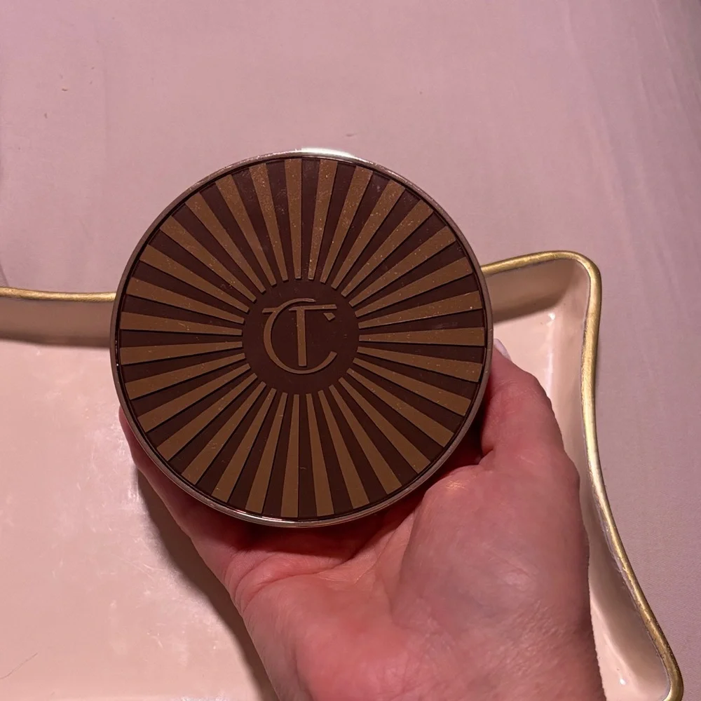 Charlotte Tilbury… BEAUTIFUL SKIN Sun-kissed Glow Bronzer Medium2.. NWOB